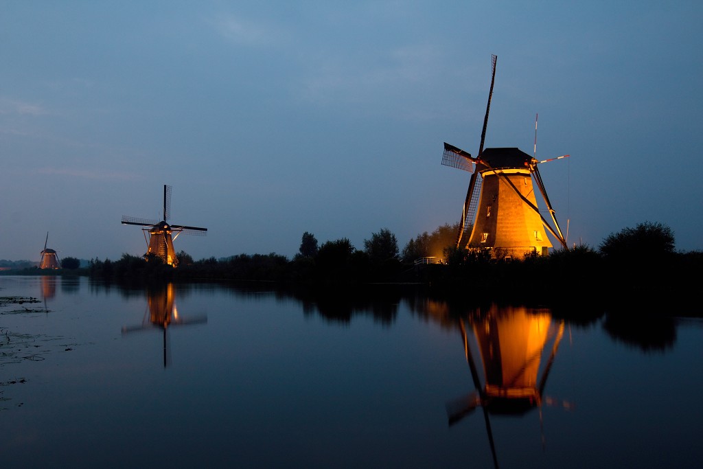 kinderdijk molen molens erfgoed hdr alblasserwaard werelderfgoed polder gemaal gemalen unesco lichtspektakel